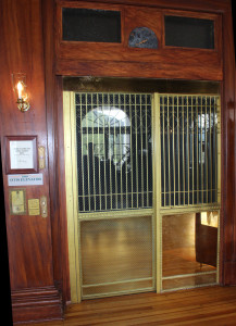 1909 Otis Elevator