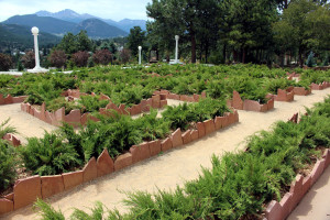 The real, much shorter maze at the Stanley